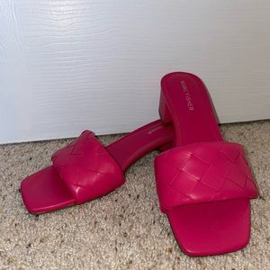 Marc Jacobs fuchsia block heel sandals